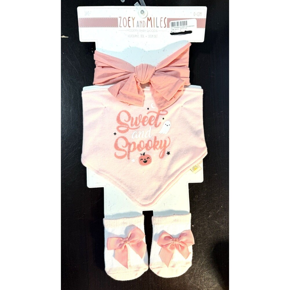 ZOEY AND MILES Sweet and Spooky Pink Halloween BIB, HEADBAND SOCKS SET Pumpkin